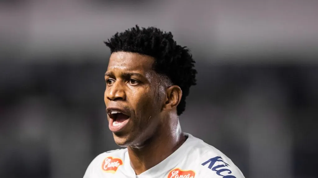 . Foto: Abner Dourado/AGIF – Zagueiro de 37 anos não deve permanecer no Clube Paulista.