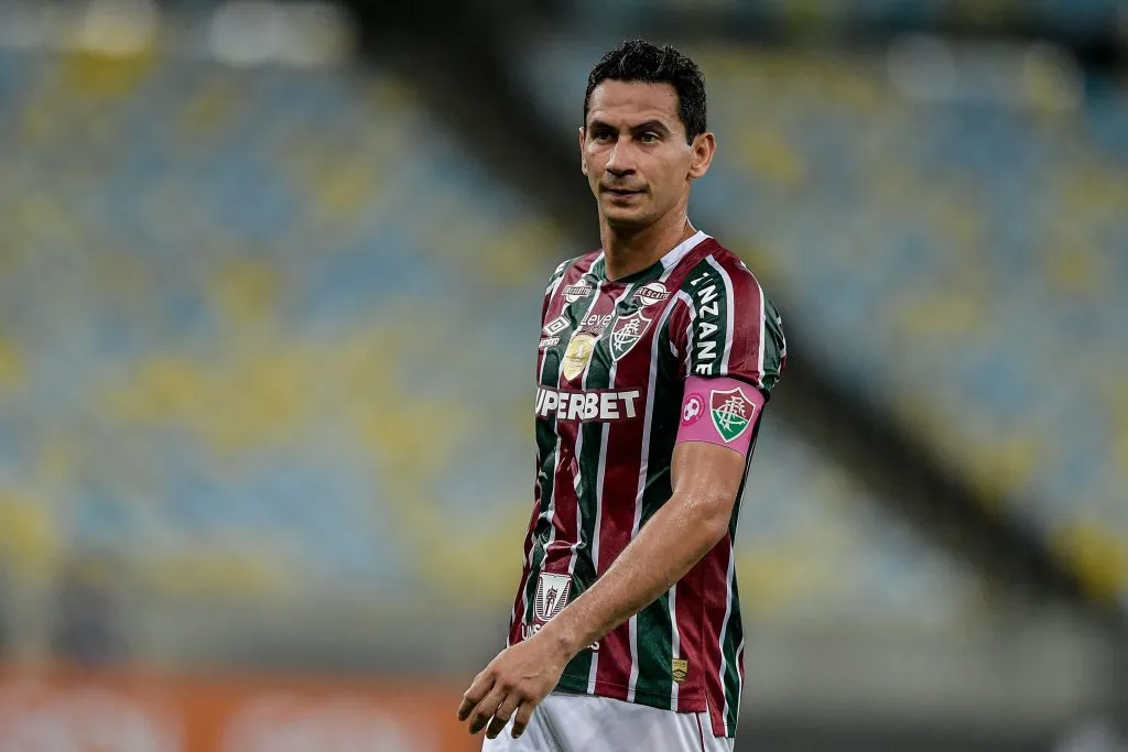 A princípio, Paulo Henrique Ganso vai ficar fora das atividades por quatro semanas. Foto: Thiago Ribeiro/AGIF