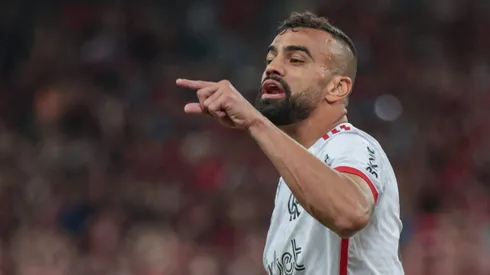 Zagueiro é uma das novidades da Raposa