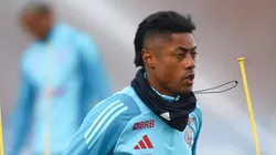 Bruno Henrique durante treino na Flórida.