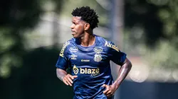 Gil treinando com o grupo neste começo de ano.