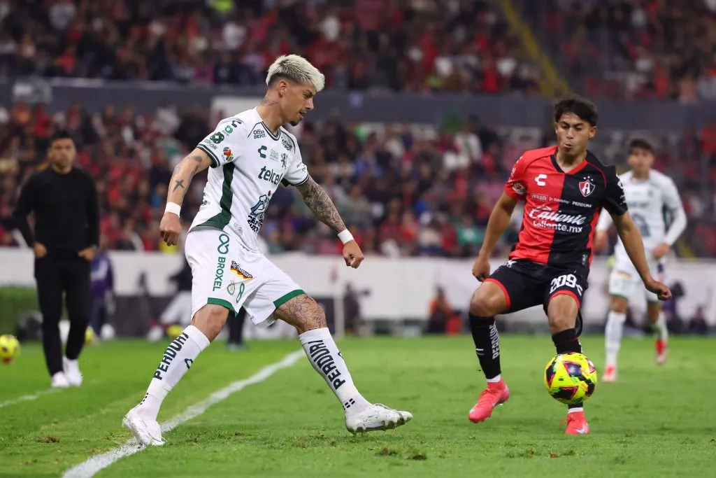 Rigoni foi titular na partida. Foto: Simon Barber/Getty Images