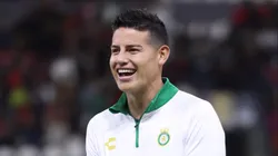 James no aquecimento da partida no México. Foto: Simon Barber/Getty Images