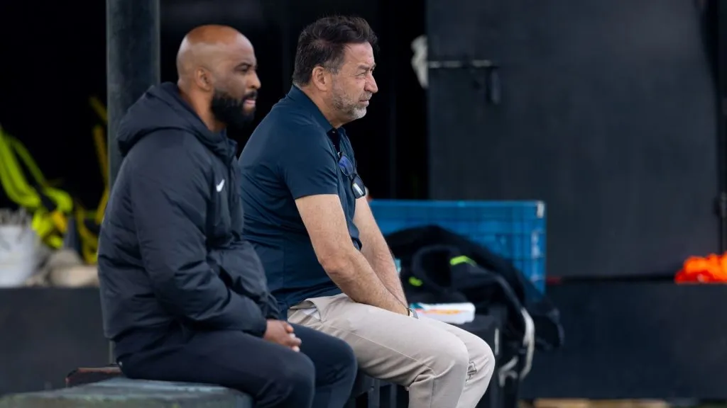 Augusto Melo e Fabinho Soldado no CT Joaquim Grava – Foto: Rodrigo Coca/Agência Corinthians