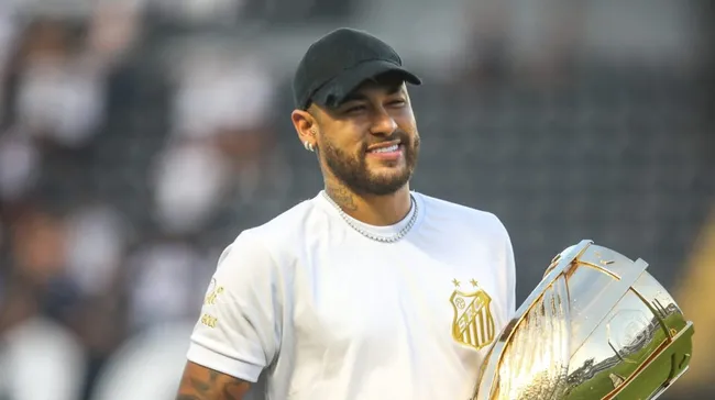 Foto: Reinaldo Campos/AGIF – Ídolo está retornando ao Alvinegro Praiano.