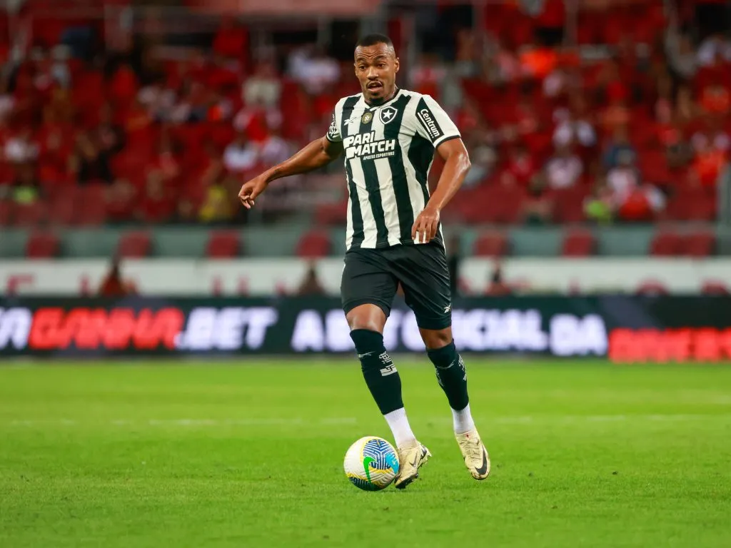 Junior Santos está confirmado como reforço do Atlético-MG para 2025. Foto: Luiz Erbes/AGIF