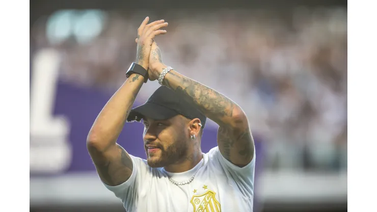 Neymar de volta ao Santos. Foto: Reinaldo Campos/AGIF