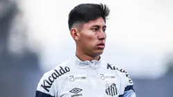 Miguelito, meia-atacante boliviano do Santos