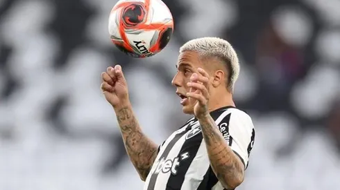 Carlos Alberto, atacante do Botafogo reforçará o Sport e acordo de compra dividiu opiniões entre os torcedores