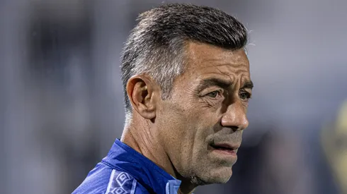 O treinador se envolveu em uma discursão após o apito final - Fotos: Raul Baretta/ Santos FC.