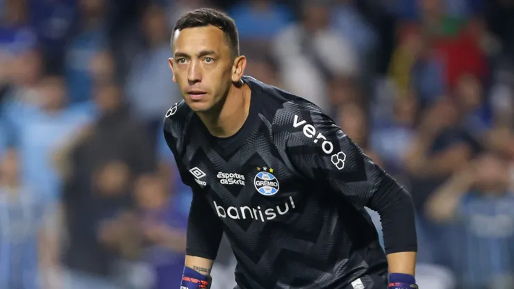 Grêmio aceitou vender Marchesín.