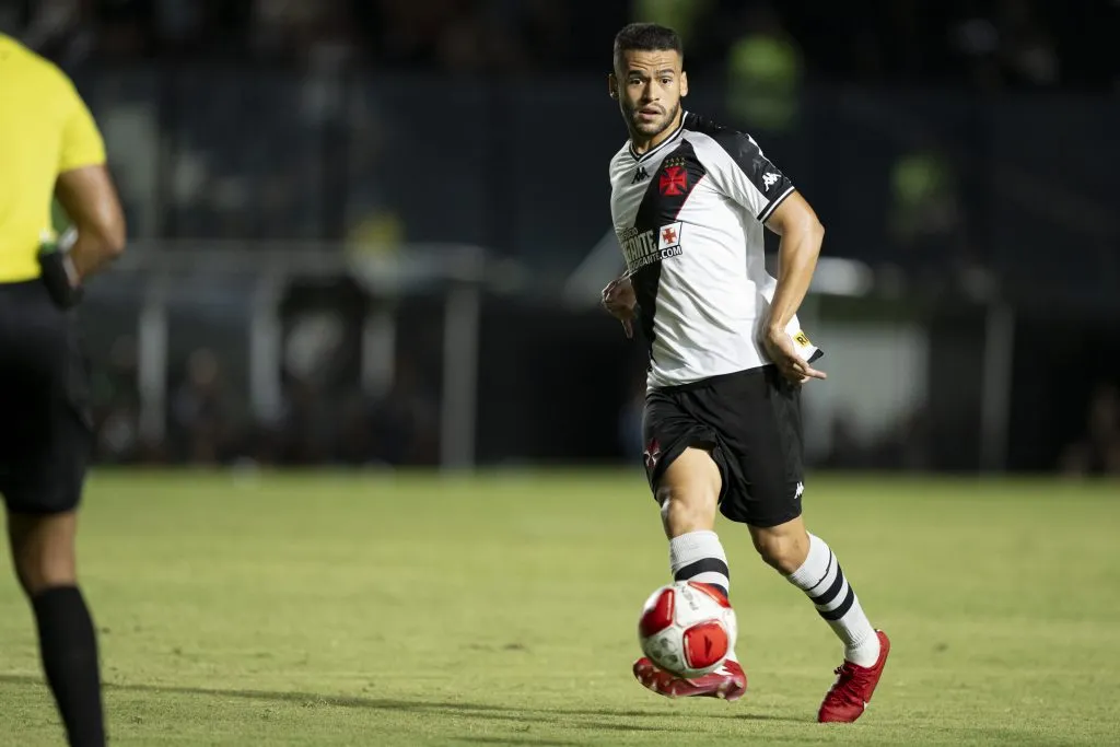 De Lucca também não seguirá no Vasco em 2025 – Foto: Jorge Rodrigues/AGIF
