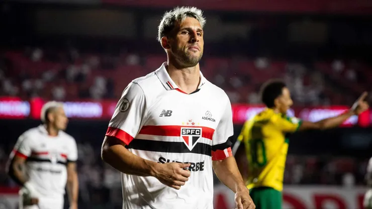 Jonathan Calleri, atacante do São Paulo.