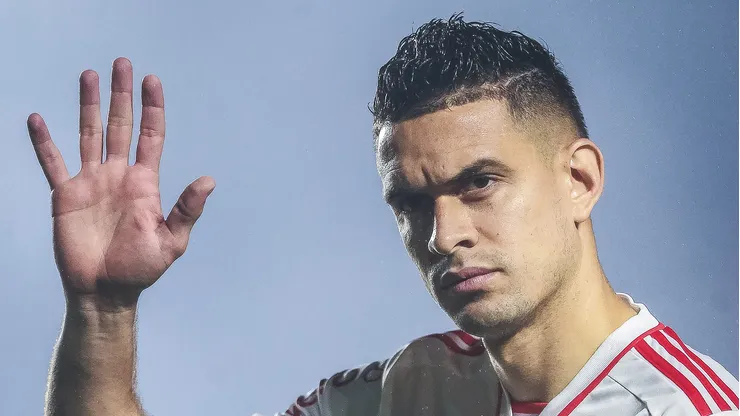 Borré pode ficar fora da estreia do Internacional no Gauchão