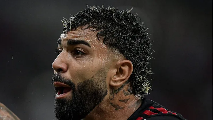 RJ - RIO DE JANEIRO - 29/09/2024 - BRASILEIRO A 2024, FLAMENGO X ATHLETICO-PR - Gabigol jogador do Flamengo durante partida contra o Athletico-PR no estadio Maracana pelo campeonato Brasileiro A 2024.