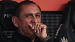 Corinthians vai rodando seu elenco com Ramón Díaz.