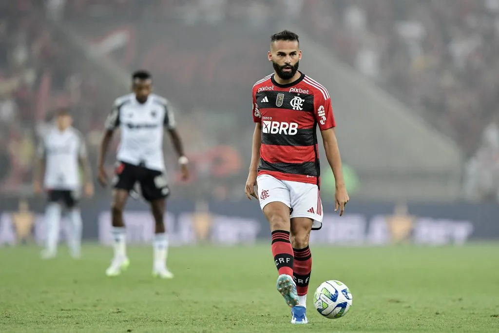 Thiago Maia voltou a entrar no radar do Santos – Foto: Thiago Ribeiro/AGIF