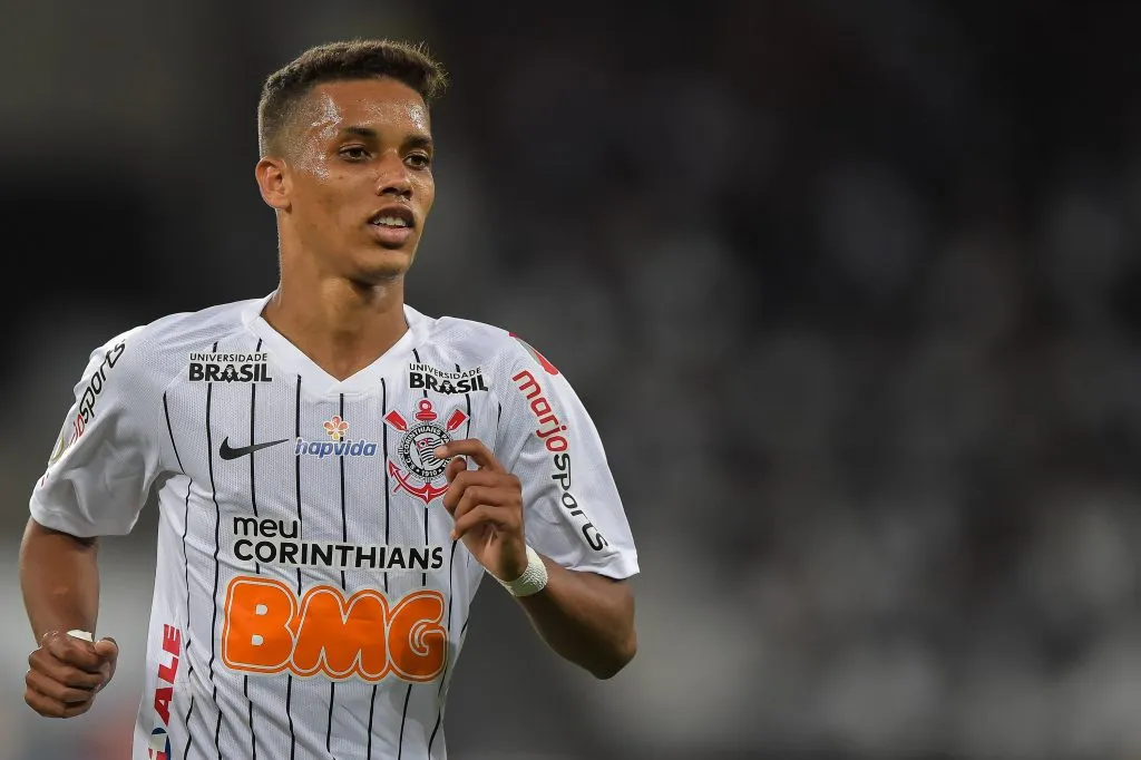 Pedrinho em partida do Corinthians, em 2019. Foto: Thiago Ribeiro/AGIF