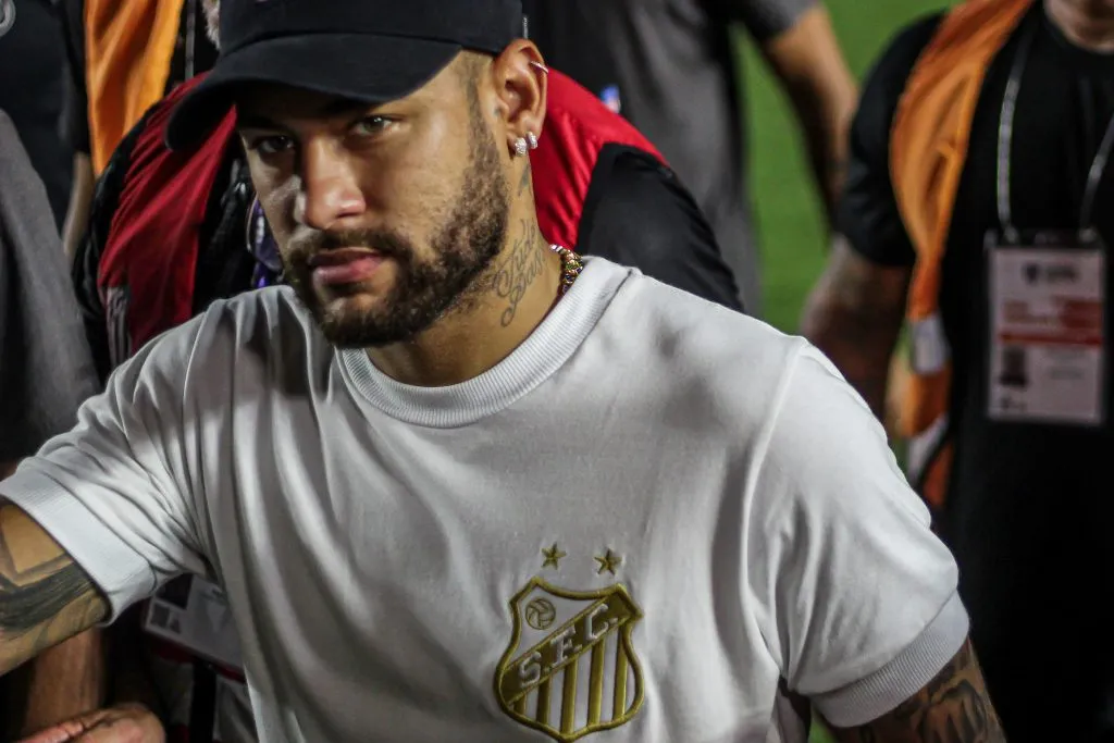 Neymar quer voltar ao Santos por conta do carinho com o Peixe e vontade de voltar à Seleção. Foto: Reinaldo Campos/AGIF