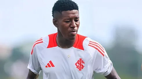 Vitão é titular de Roger Machado no Internacional e interessa ao Palmeiras - Foto: Ricardo Duarte/SCI