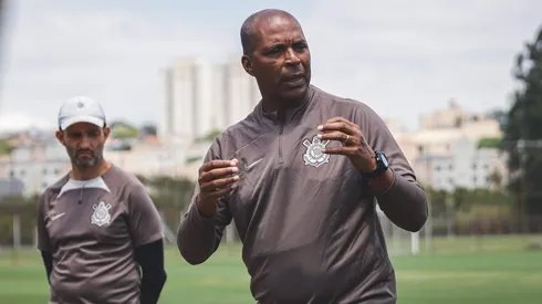 Técnico das crias do Corinthians manda a real para a equipe após vitória acirrada e sofrida na Copinha no último domingo
