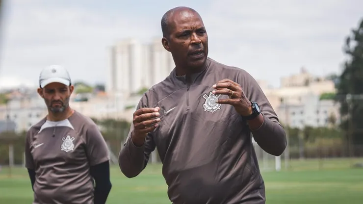 Técnico das crias do Corinthians manda a real para a equipe após vitória acirrada e sofrida na Copinha no último domingo