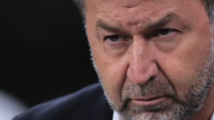 Situação mantém Augusto Melo como presidente do Corinthians por enquanto.