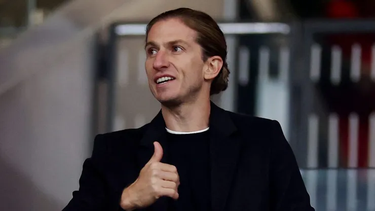Filipe Luís aprova saída do Flamengo
