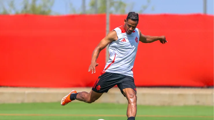 Fernando treinando com o Inter. Foto: Ricardo Duarte/ Internacional/ Flickr