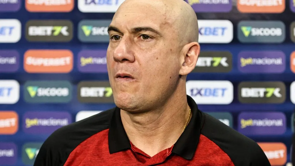 Márcio Zanardi em entrevista. Foto: Antonio Pereira/AGIF