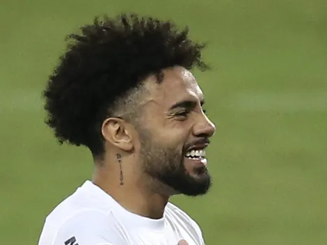 Claudinho força saída do Zenit para o Palmeiras