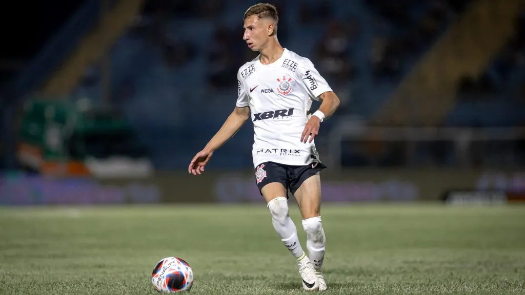 Léo Agostinho foi cedido de graça pelo Corinthians - Foto: Leonardo Lima/AGIF.