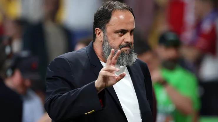 Entenda como a chegada de Marinakis pode impactar o Vasco e o futebol brasileiro.