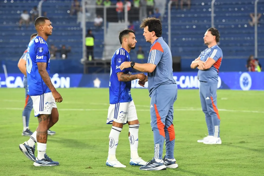 ASUNCION, PARAGUAY – NOVEMBER 23: Fernando Diniz, Head Coach of Cruzeiro greets his players after the team’s defeat in the Copa CONMEBOL Sudamericana 2024 Final between Racing Club and Cruzeiro at Estadio General Pablo Rojas – La Nueva Olla on November 23, 2024 in Asuncion, Paraguay.  (Photo by Christian Alvarenga/Getty Images)