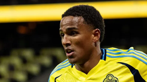 Eliasson ainda segue na mira do Imortal.