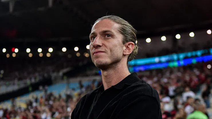 Filipe Luís dispensou jogador da temporada