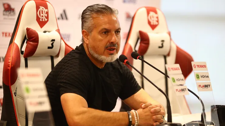 José Boto se posiciona sobre possível saída de Filipe Luís