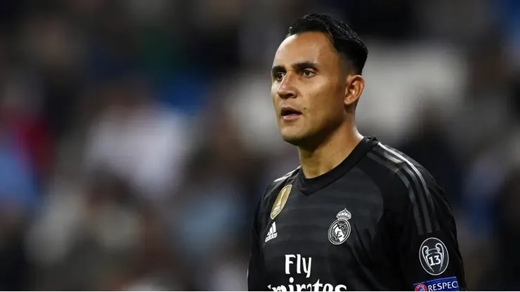 As negociações com o goleiro Keylor Navas, ex-Real Madrid com passagem por grandes clubes esfriaram e chegaram ao fim com o jogador fechando com outro clube