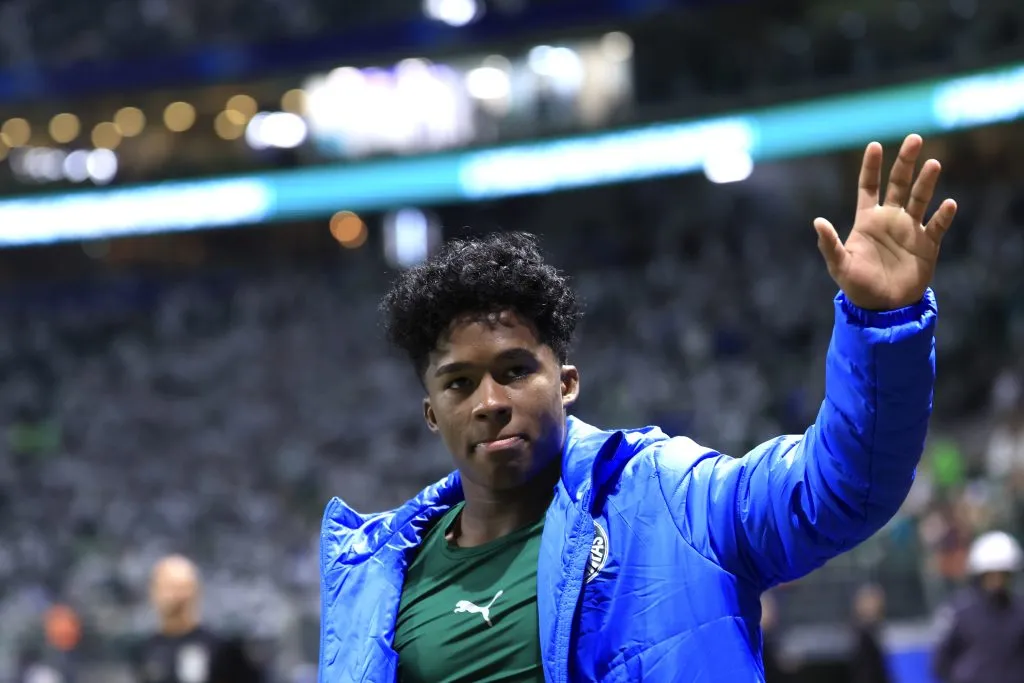 Endrick jogador do Palmeiras durante final da partida contra o San Lorenzo no estadio Arena Allianz Parque pelo campeonato Copa Libertadores 2024. Foto: Marcello Zambrana/AGIF