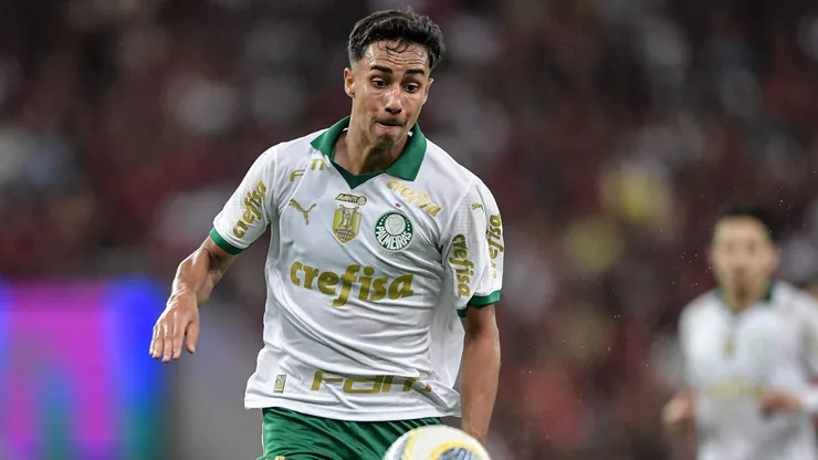 Vitor Reis em partida entre Flamengo x Palmeiras pelo Campeonato Brasileiro 2024 Foto: Thiago Ribeiro/AGIF