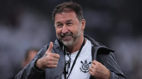 Augusto Melo pode trazer novidades ao Corinthians.