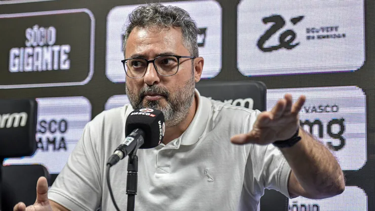 Alexandre Mattos faz ligação no Cruzeiro. - Foto: Thiago Ribeiro/AGIF