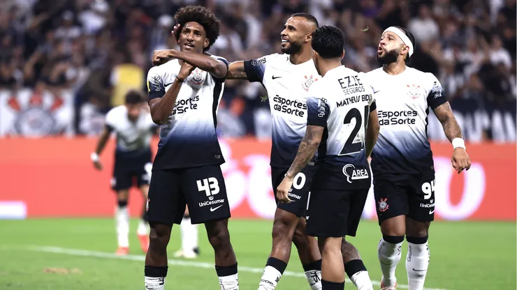 Corinthians contra o Velo Clube. Foto: Marcello Zambrana/AGIF