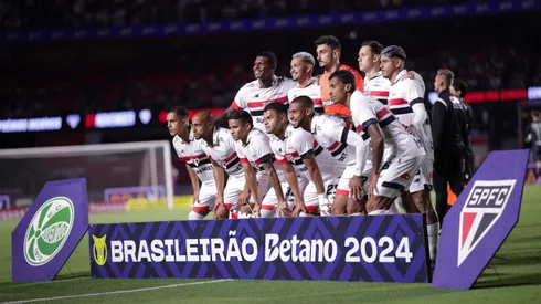 Jogadores do São Paulo posam para foto antes na partida contra Juventude no Morumbi, pelo Campeonato Brasileiro A 2024. Foto: Ettore Chiereguini / AGIF