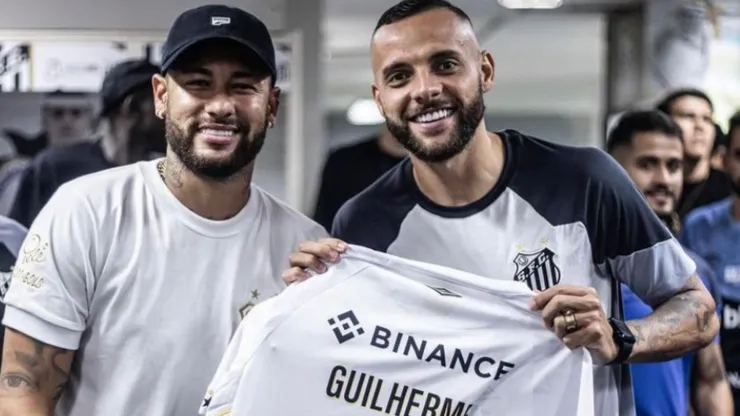 Guilherme e Neymar em 2024 (Raul Baretta/Santos FC)