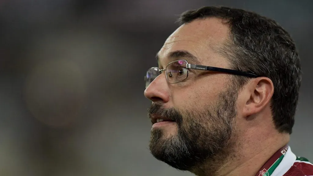 Mario Bittencourt presidente do Fluminense durante partida contra o Flamengo no estadio Maracana pelo campeonato Carioca 2024. Foto: Thiago Ribeiro/AGIF