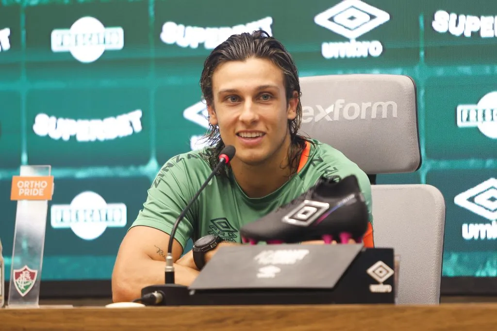 Canobbio sorrindo na coletiva do Fluminense - FOTO: MARINA GARCIA / FLUMINENSE F.C.
