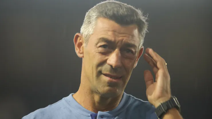 Pituca acabou admitindo que o trabalho de Caixinha é "muito diferente" de Carille.