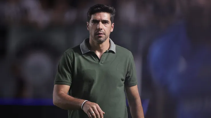 Abel foi enfático ao abordar situação de Claudinho