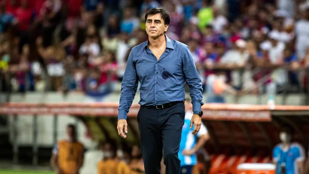 Quinteros expõe fragilidades no elenco do Grêmio – Foto: Pedro Chaves/AGIF